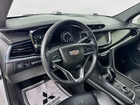 Used 2020 Cadillac XT6 Premium Luxury FWD image 10