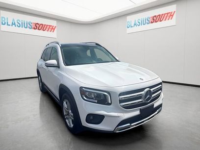 Used 2023 Mercedes-Benz GLB 250 4MATIC w/ Premium Package