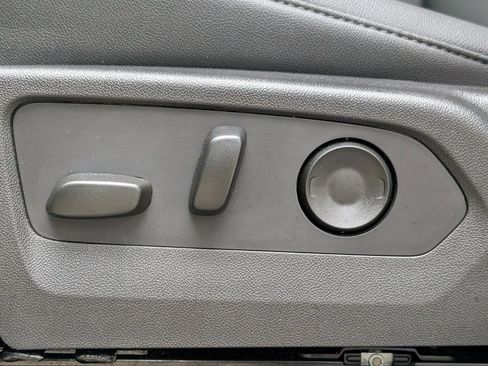 Used 2025 Chevrolet Colorado Trail Boss image 25