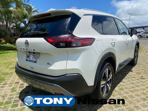 Used 2023 Nissan Rogue SL w/ SL Premium Package FWD image 7
