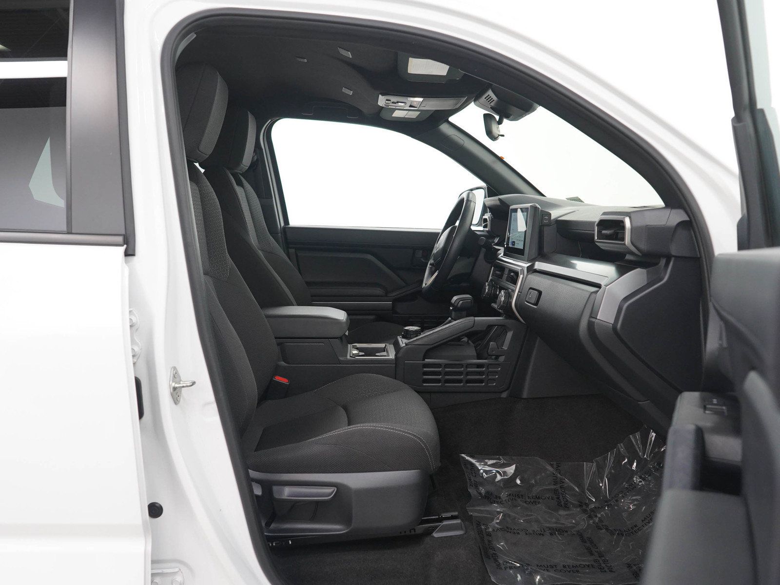Used 2025 Toyota 4Runner SR5 AWD/4WD image 11