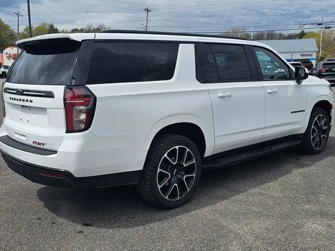 Used 2024 Chevrolet Suburban RST AWD/4WD image 8