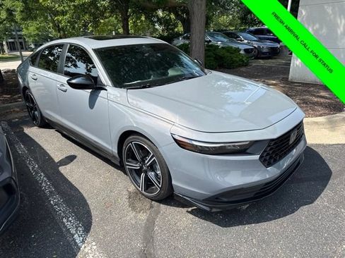 Used 2023 Honda Accord Sport image 6