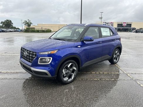 New 2025 Hyundai Venue Limited image 15