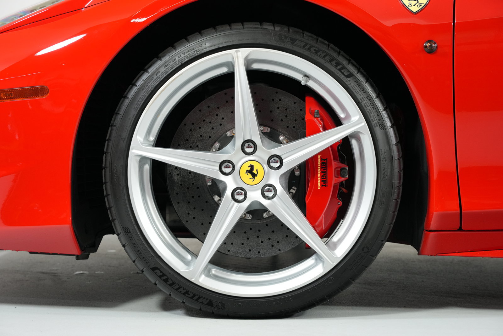 Certified 2012 Ferrari 458 Spider RWD image 8