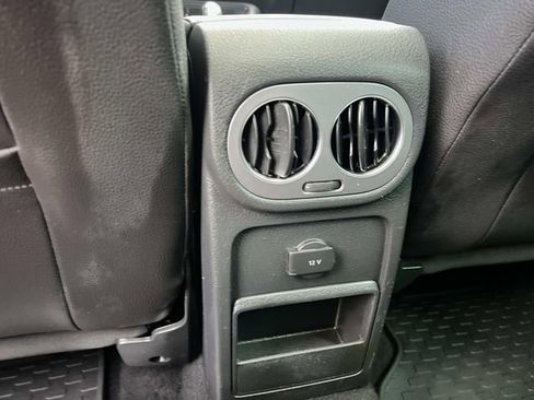 Used 2017 Volkswagen Tiguan Wolfsburg Edition image 13
