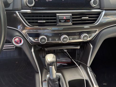 Used 2022 Honda Accord Sport image 5