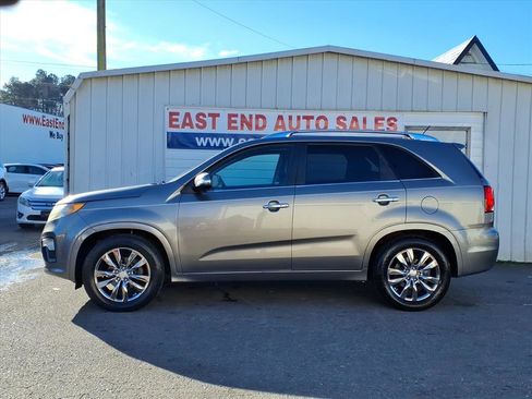 Used 2012 Kia Sorento SX w/ SX Premium Pkg image 2