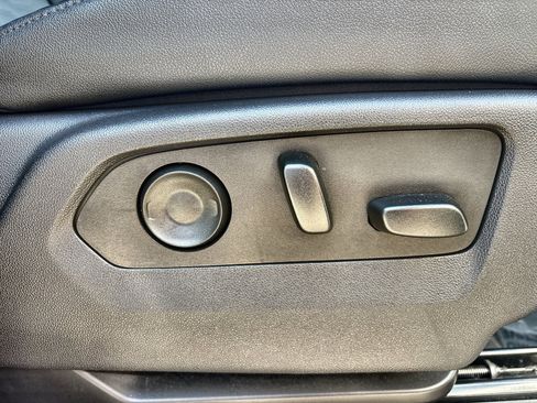 Used 2024 Chevrolet Silverado 1500 ZR2 w/ Technology Package image 36