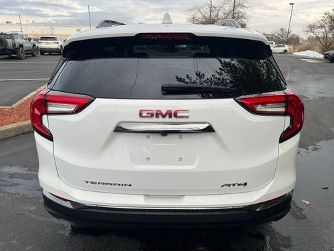 Used 2022 GMC Terrain AT4 w/ Infotainment Package II image 4