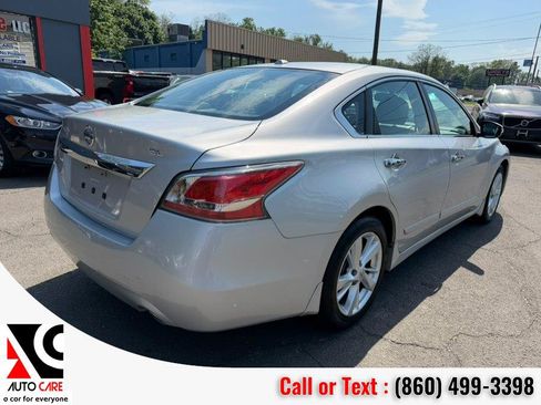 Used 2015 Nissan Altima 2.5 SL w/ Technology Package FWD image 7