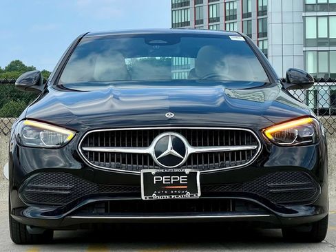 Certified 2022 Mercedes-Benz C 300 4MATIC Sedan image 2