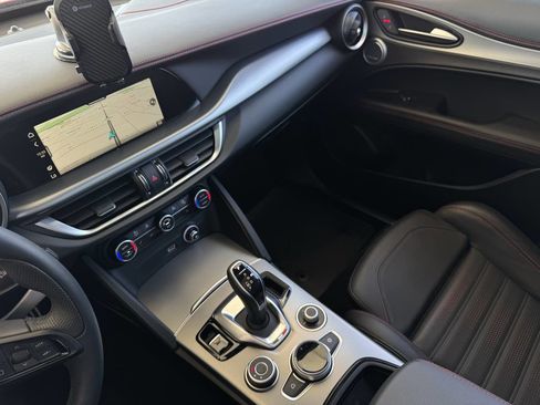 Used 2025 Alfa Romeo Stelvio Tributo Italiano w/ Driving Assist Package image 17