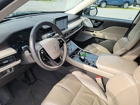 Used 2022 Lincoln Aviator Reserve w/ Equipment Group 201A AWD/4WD image 25
