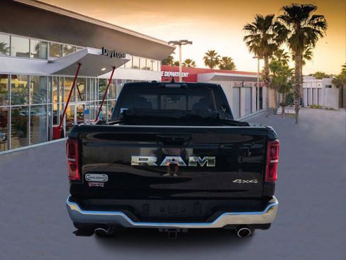 Used 2025 RAM 1500 Limited AWD/4WD image 4