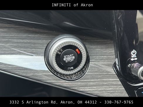 Used 2022 Jeep Wagoneer Series III w/ Flexible Seating Group image 52