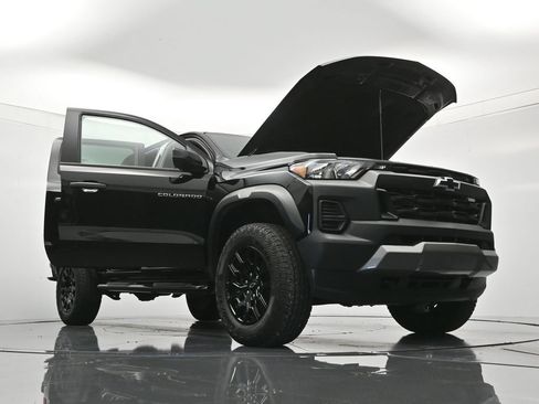 Used 2024 Chevrolet Colorado Trail Boss w/ Advanced Trailering Package AWD/4WD image 49
