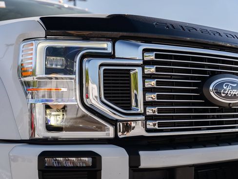 Certified 2022 Ford F450 Platinum AWD/4WD image 11