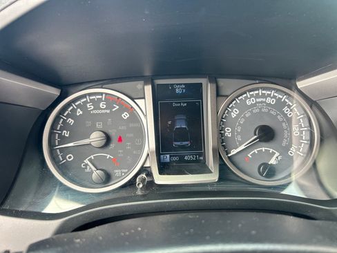 Used 2023 Toyota Tacoma SR5 image 22