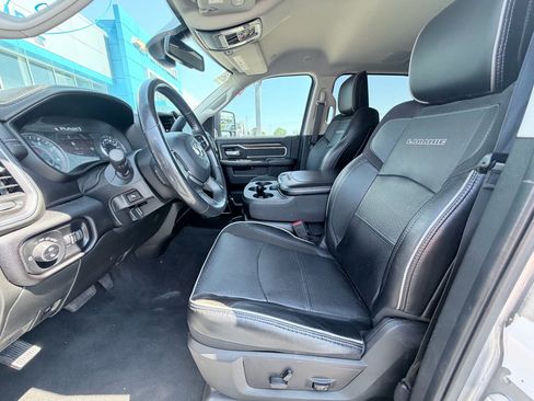 Used 2024 RAM 2500 Laramie AWD/4WD image 19
