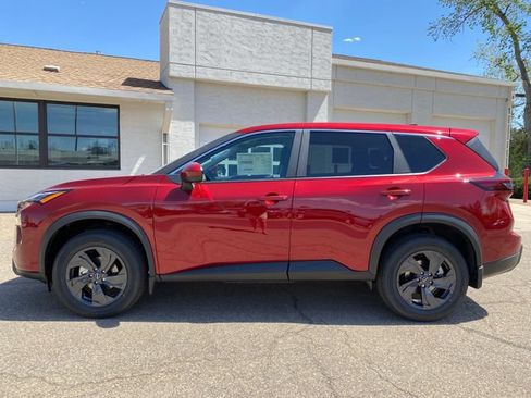 New 2026 Nissan Rogue SV w/ Cold Weather Package AWD/4WD image 2