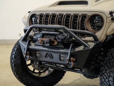 Used 2024 Jeep Wrangler Unlimited Rubicon w/ Technology Group AWD/4WD image 27