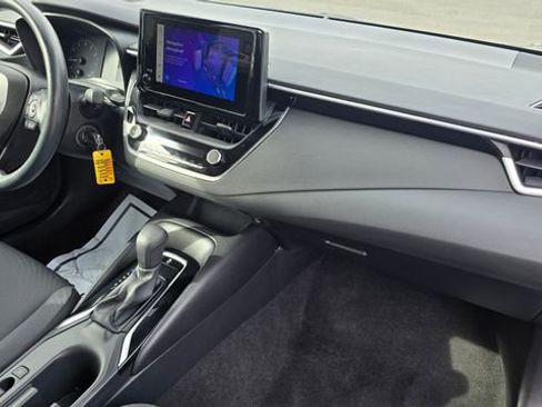 Used 2024 Toyota Corolla LE image 14