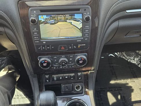 Used 2016 Chevrolet Traverse LTZ image 13