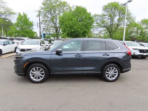 Used 2023 Honda CR-V EX image 3