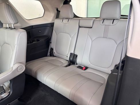 Used 2023 Honda Pilot EX-L image 14