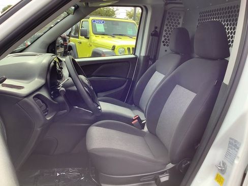 Used 2022 RAM ProMaster City Base image 7