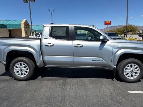 New 2026 Toyota Tacoma SR5 RWD image 2