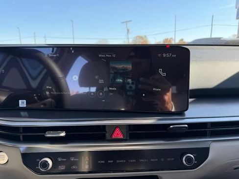 New 2026 Kia Sorento EX AWD/4WD image 14