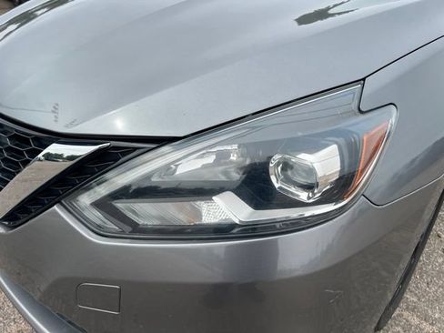 Used 2017 Nissan Sentra SR w/ SR Midnight Edition FWD image 10