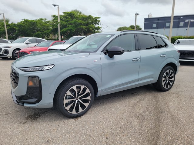 New 2026 Audi Q3 quattro 2.0T AWD/4WD image 3