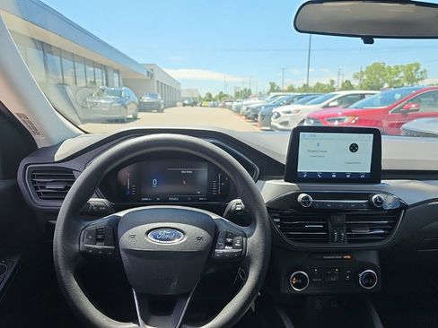 Used 2023 Ford Escape FWD image 12