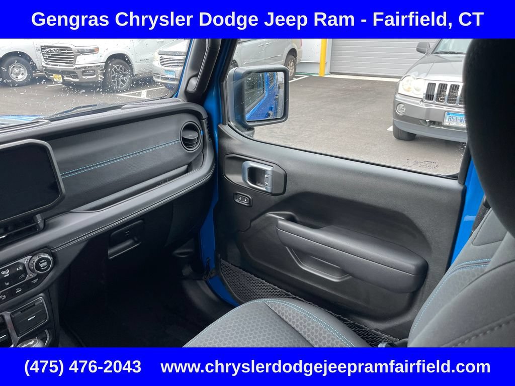 Certified 2025 Jeep Wrangler Unlimited Rubicon 4xe w/ Safety Group AWD/4WD image 60