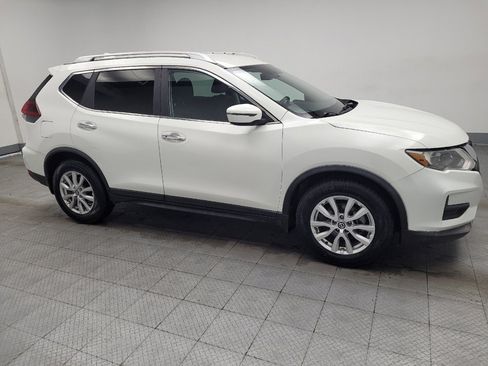 Used 2019 Nissan Rogue SV FWD image 11