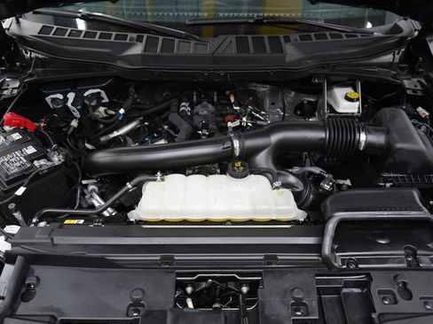 Used 2025 Ford F150 Lariat AWD/4WD image 35