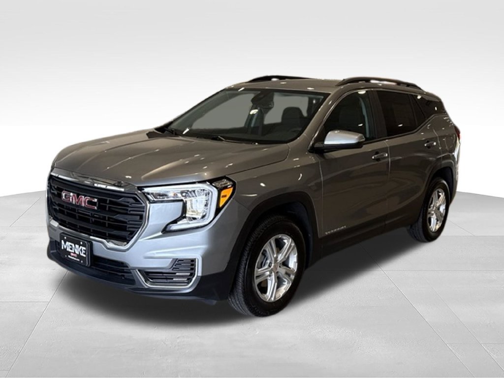 Used 2024 GMC Terrain SLE w/ Driver Convenience Package AWD/4WD image 3
