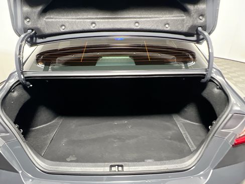 Used 2025 Toyota Camry SE FWD image 33