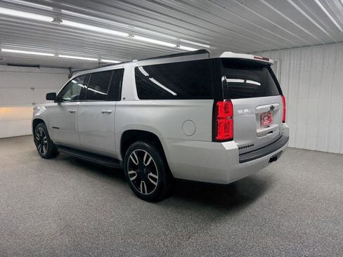 Used 2019 Chevrolet Suburban LT AWD/4WD image 5