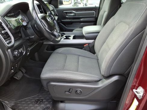 Used 2019 RAM 1500 Big Horn AWD/4WD image 14
