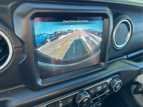 Used 2020 Jeep Wrangler Unlimited Rubicon w/ Quick Order Package 28Y Recon image 14