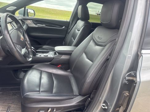 Used 2023 Cadillac XT5 Premium Luxury image 8