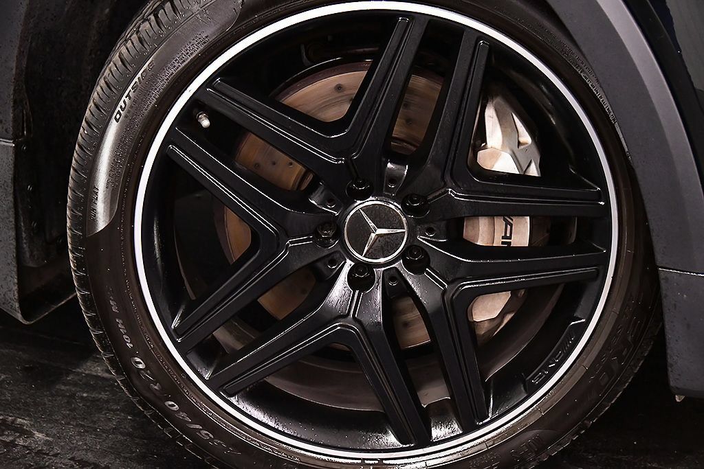 Used 2023 Mercedes-Benz GLB 35 AMG 4MATIC image 9