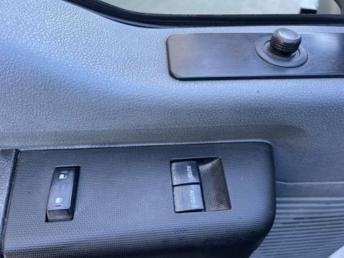 Used 2015 Ford F550 2WD SuperCab Super Duty w/ Power Equipment Group image 15