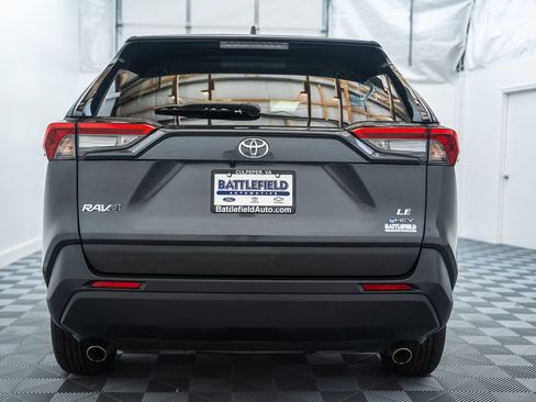 Certified 2025 Toyota RAV4 LE AWD/4WD image 6