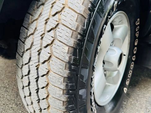 Used 2003 Nissan Xterra XE w/ Power Pkg image 15