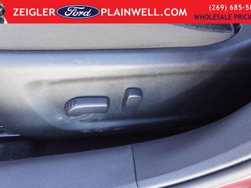 Used 2024 Nissan Altima 2.5 SV image 17